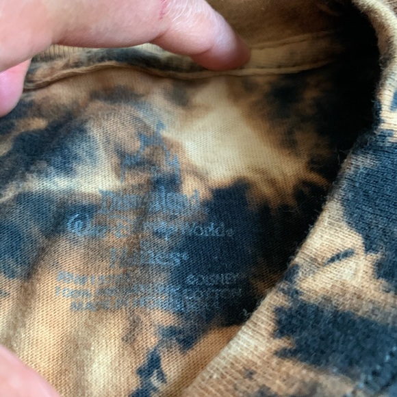 Disneyland distressed size small Mickey t shirt - Picture 3 of 6